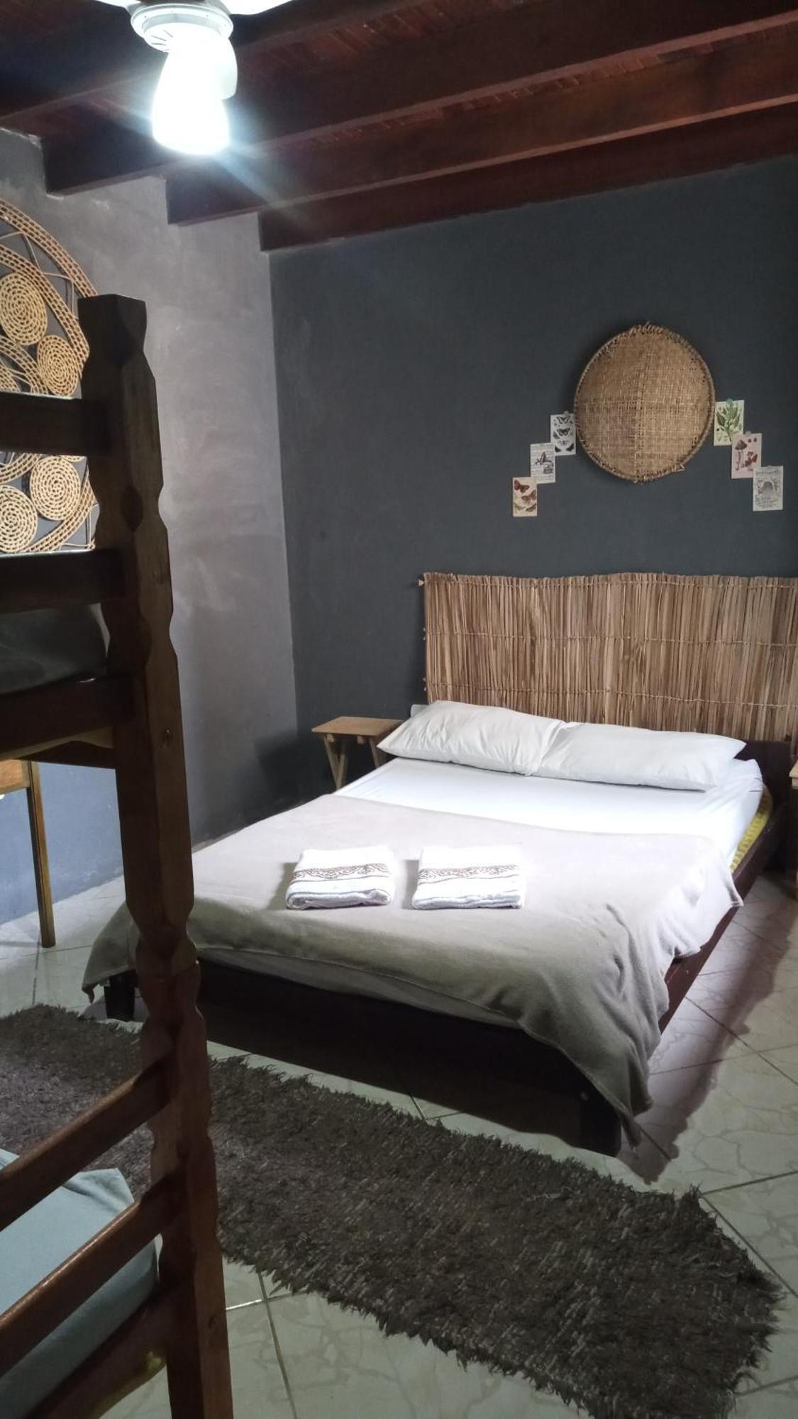 Hostel Embauba Парати Номер фото